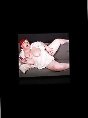 Great mature women take off their clothes to become naked