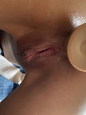 Curvy bitch with dripping holes